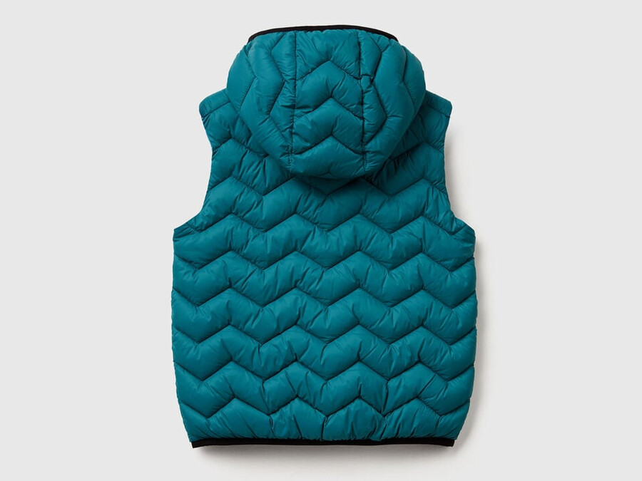 gilet imbottito con cappuccio