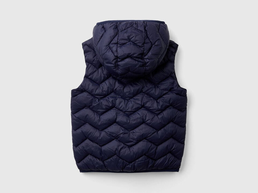 gilet imbottito con cappuccio