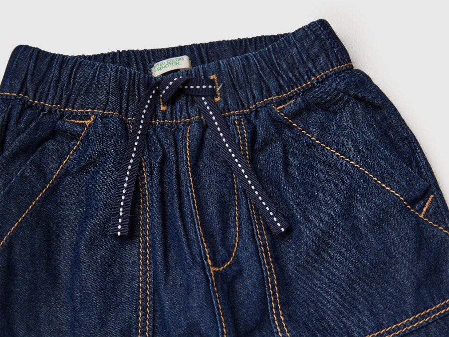 pantaloni in chambray